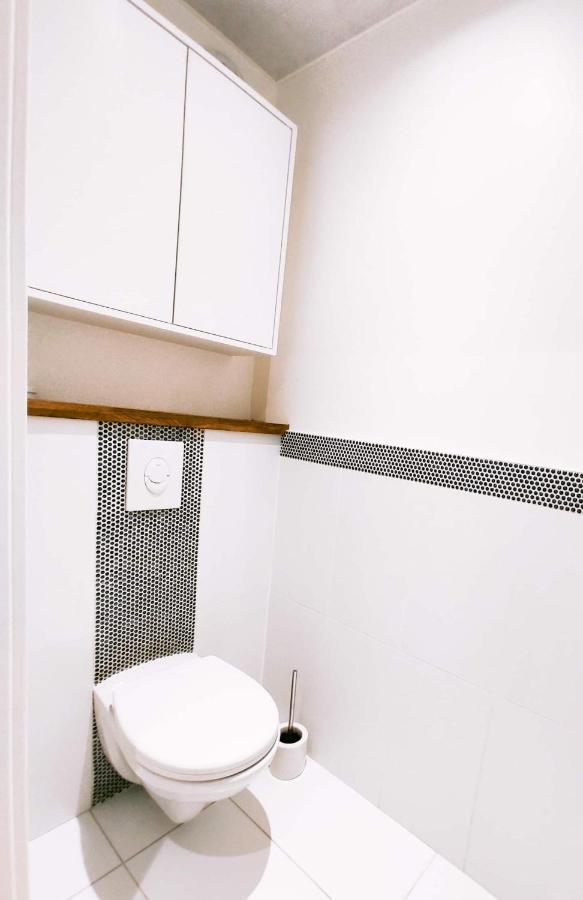 T3 Au Centre Ville Avec Balcon, Parking Gratuit Quimper Dış mekan fotoğraf