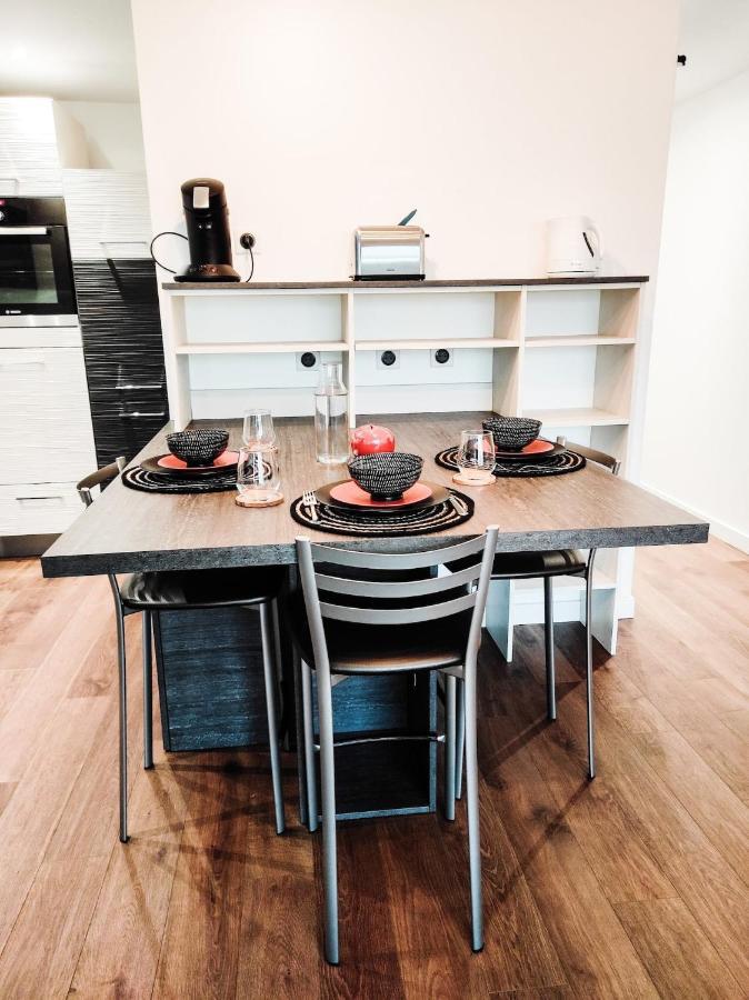 T3 Au Centre Ville Avec Balcon, Parking Gratuit Quimper Dış mekan fotoğraf